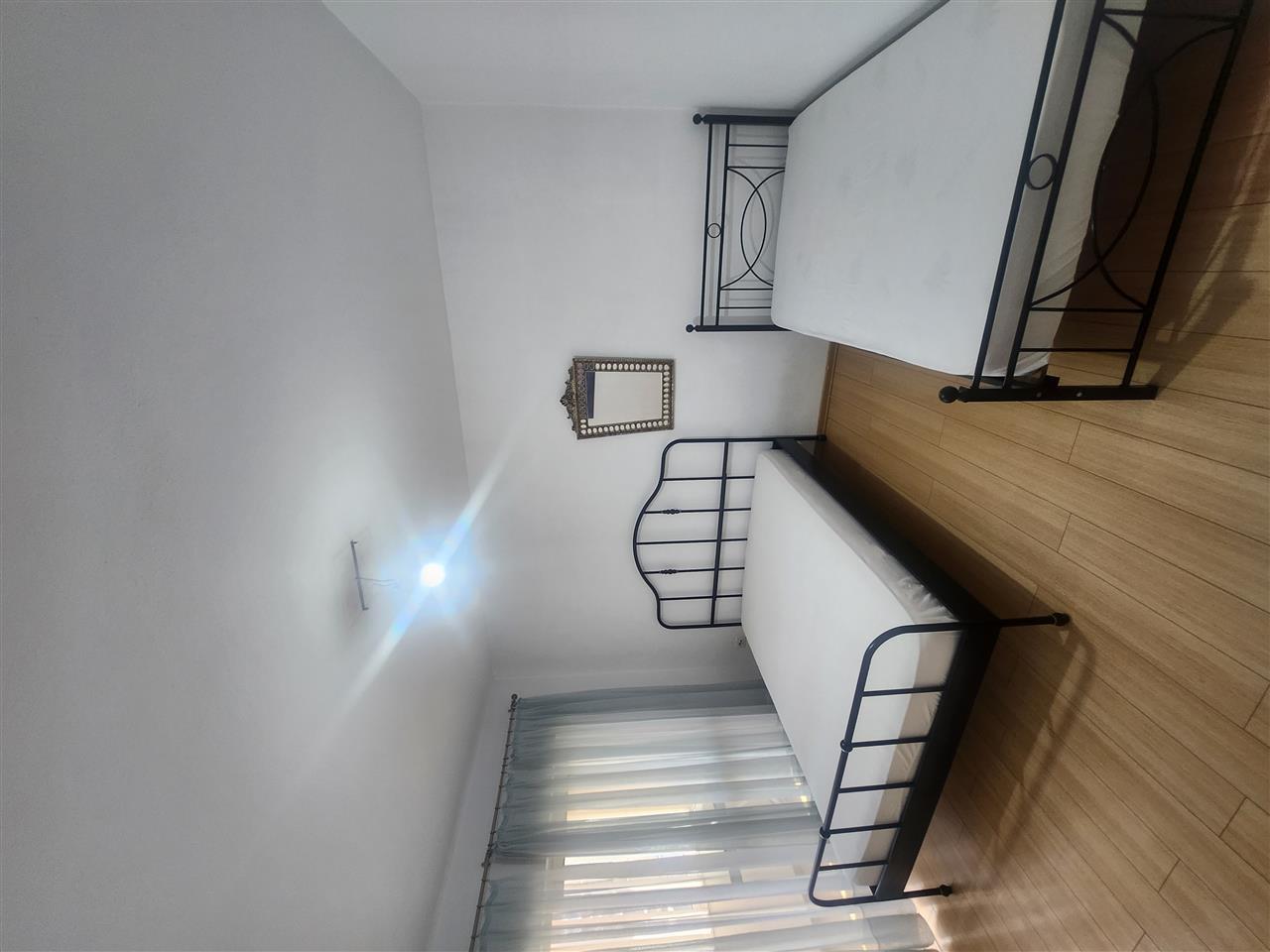 Jepet apartament me qira 2+1 prane Stadiumit Dinamo