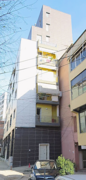 Zyra me qera ne qender