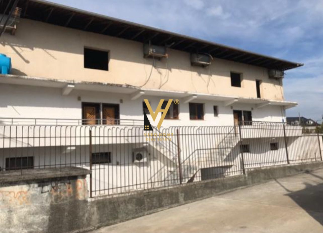 AMBIENT 1.500 M2 NE KAMEZ 5.000 EURO