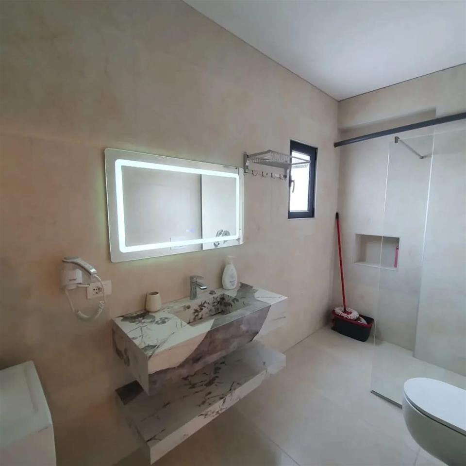 Apartament me qera 1+1 ne Lungomare Vlore