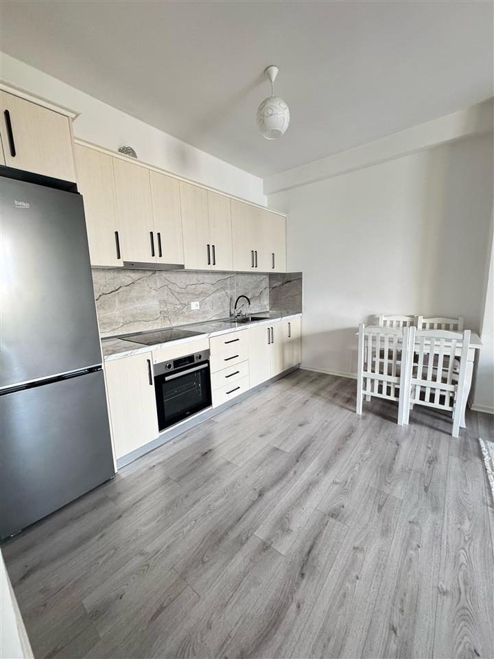 Jepet me Qera,apartament 2+1+Post Parkimi
