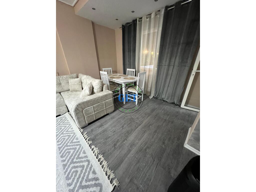 Shitet, Apartament 2+1+Verand, Ish Urt, Durres.