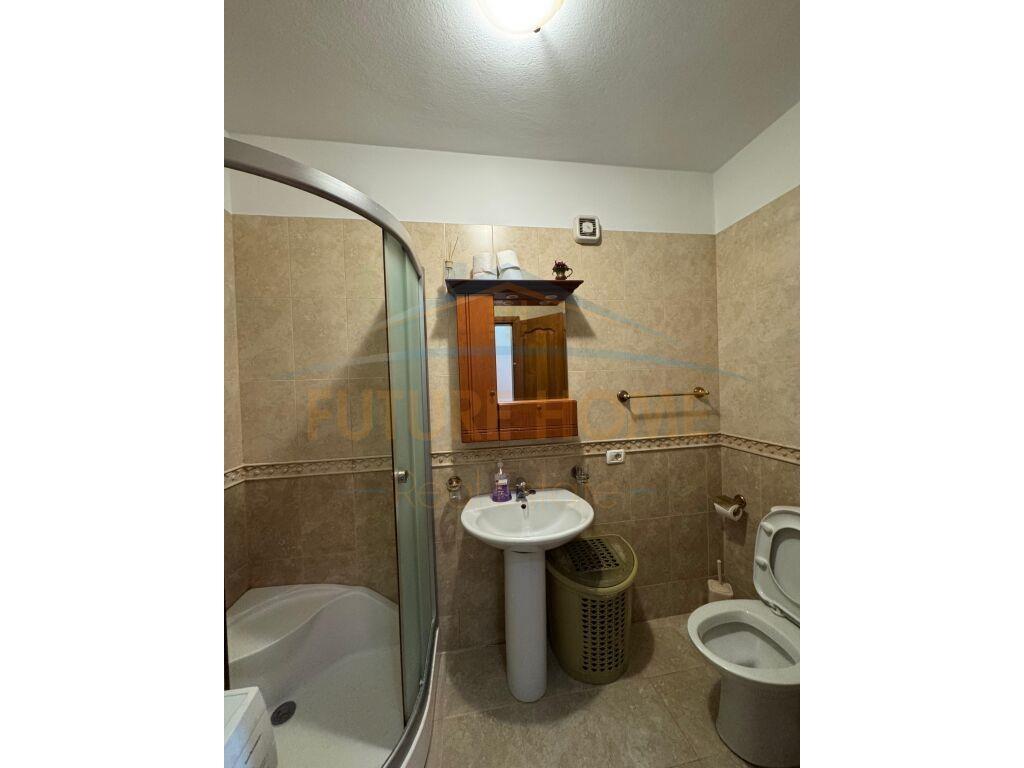 Qera, Apartament 2+1+2 ,Pazari i Ri, Tiranë