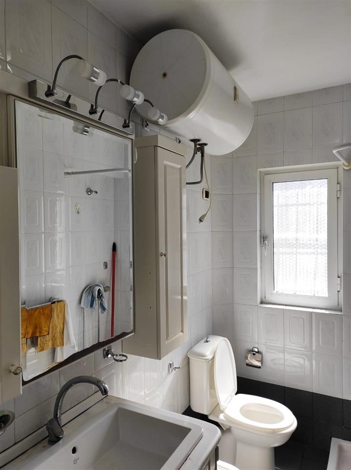 Apartament me Qera – Myslym Shyr