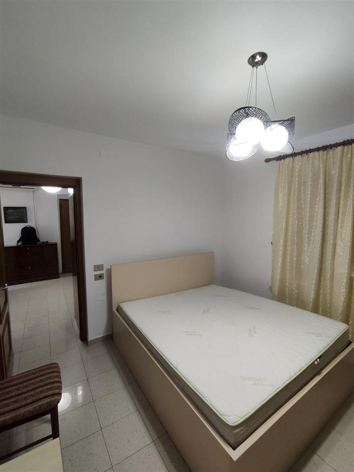 Apartament me Qera – Myslym Shyr