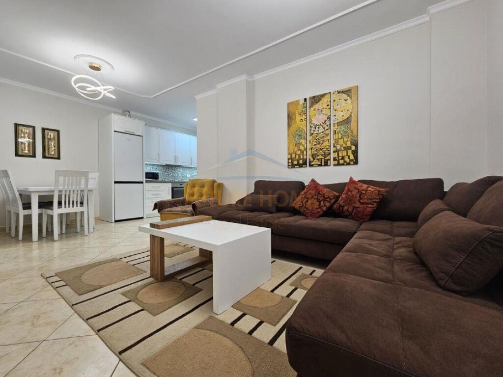 Qera, Apartament 2+1 , Rruga Myslym Shyri,