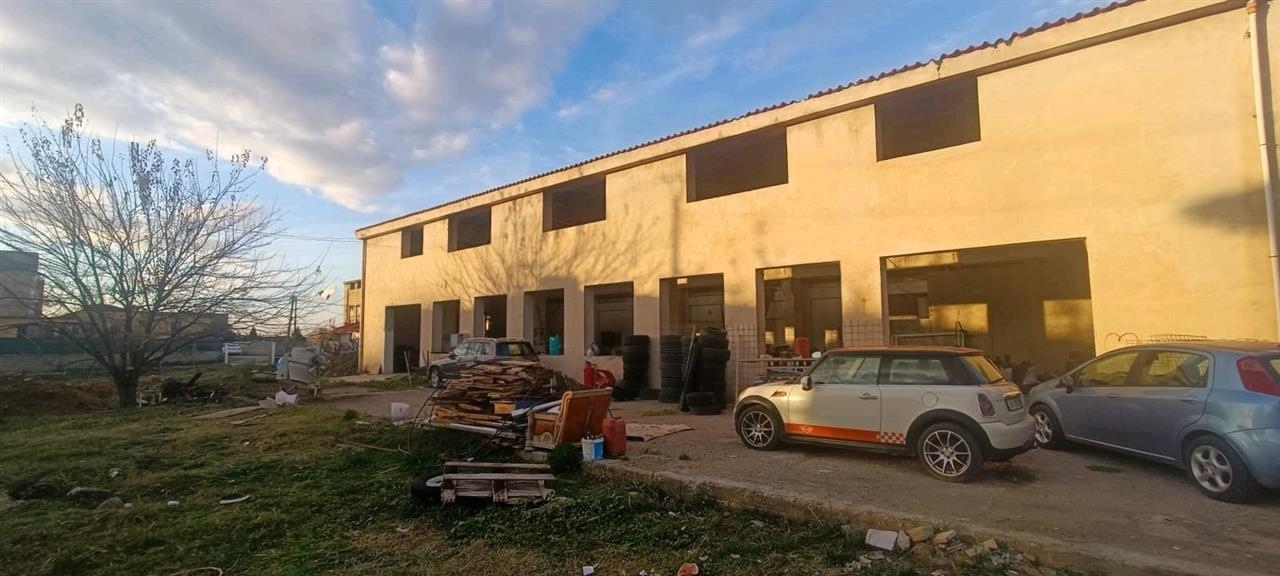 Servis + Truall Me Qera