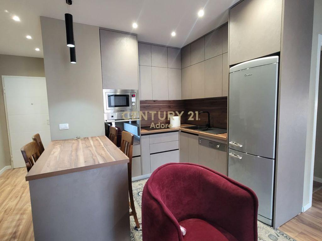 Apartament 2+1+2 per qira 800 € ADORE104999