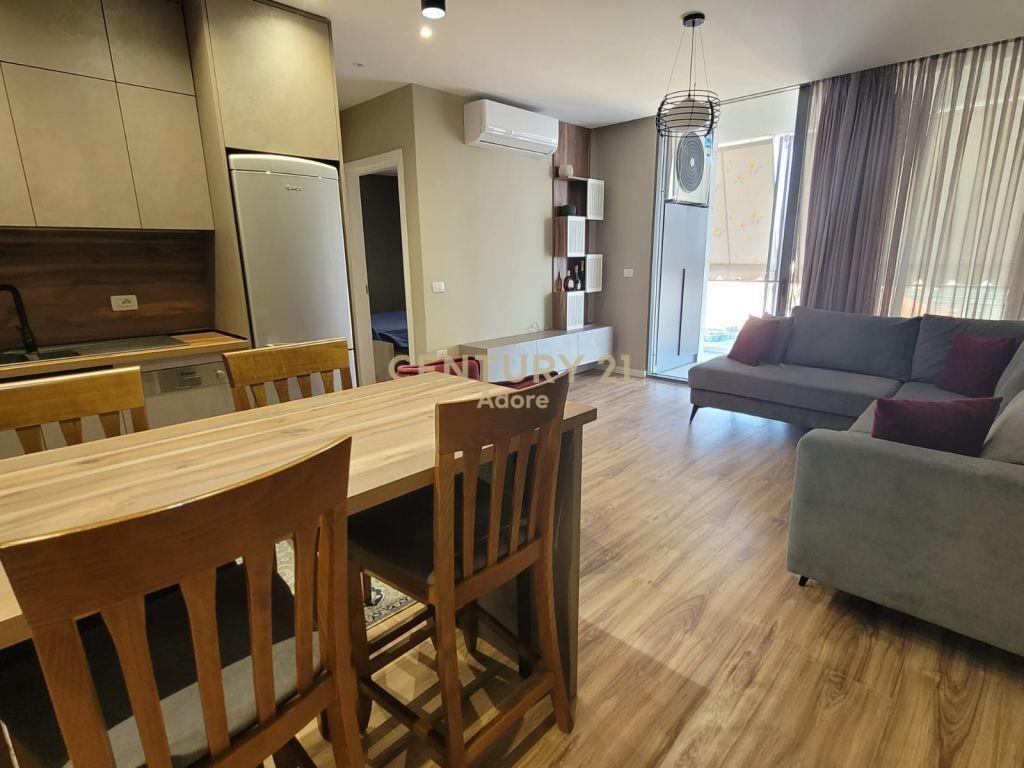 Apartament 2+1+2 per qira 800 € ADORE104999