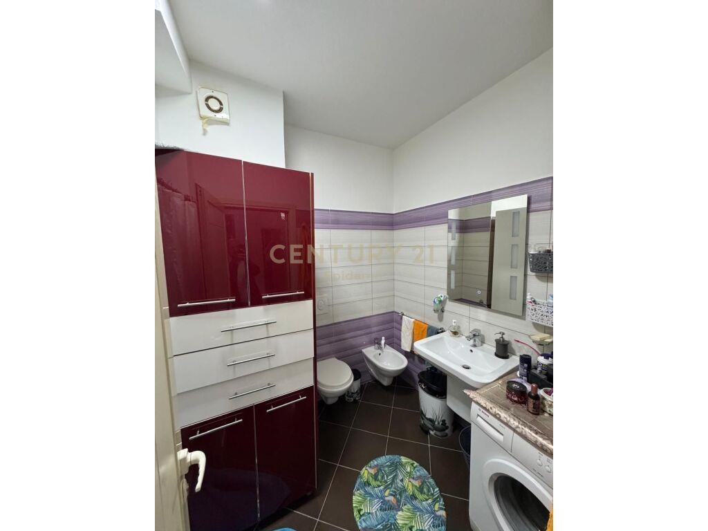 SHITET APARTAMENT 2+1 VIJE E PARE ME DETIN NE PLAZH!!