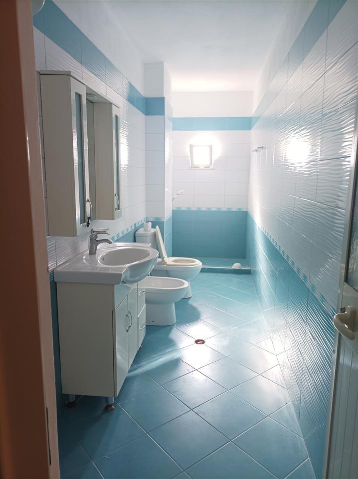 Jepet me qera apartamenti tek Drejtoria e Policise, Durres