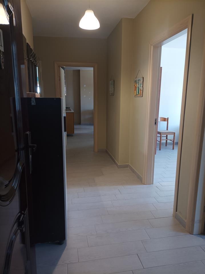 Jepet me qera apartamenti tek Drejtoria e Policise, Durres