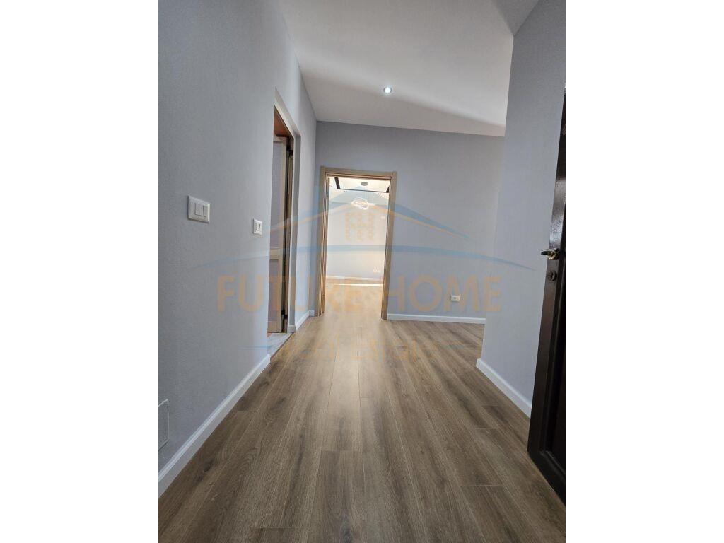 Shitet, Apartament 2+1+2, Kthesa e Kamzes, Tiranë