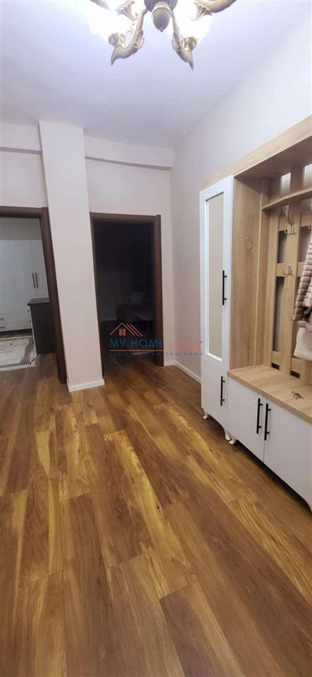 Apartament 2+1 me qera Myslym Shyri
