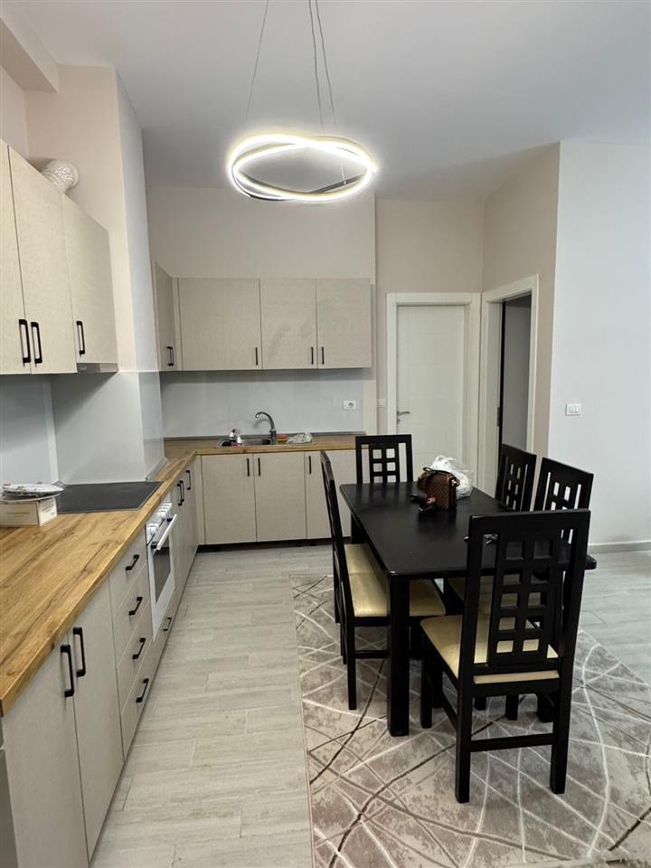 Astir te komplexi jolla