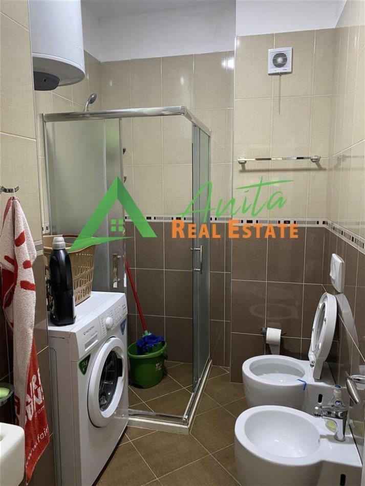 Ali Demi ofrojme per qira apartament 1+1