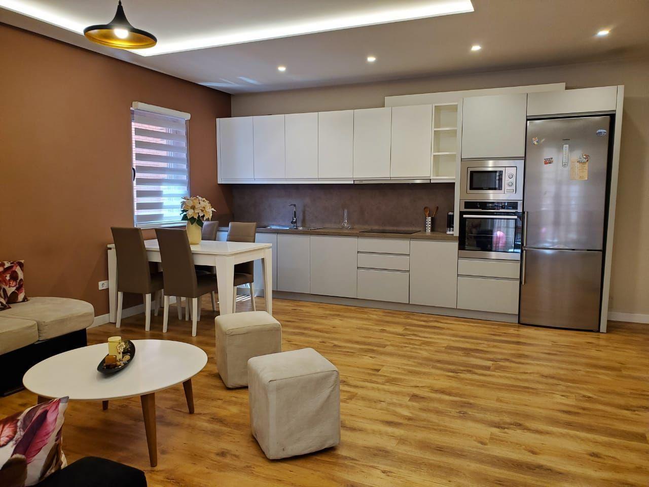 Apartament Tek Deliorgji