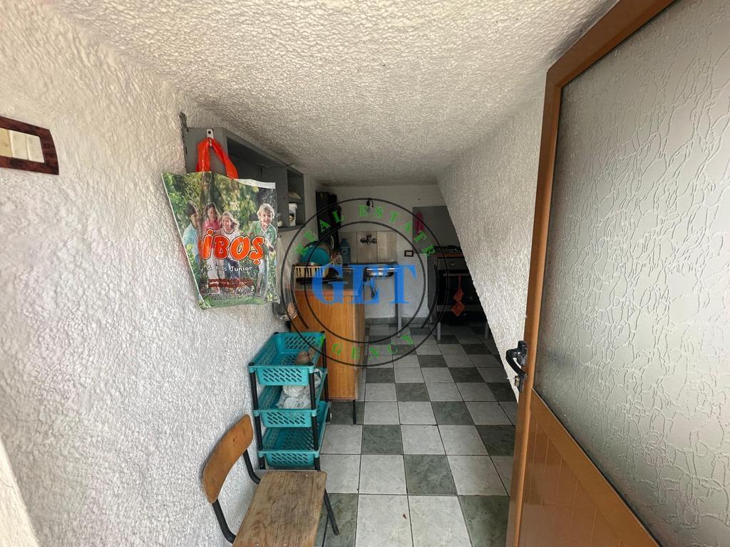 Shitet Shtepi Private 2 Kateshe + Papafingo, Ish Kenete , Du