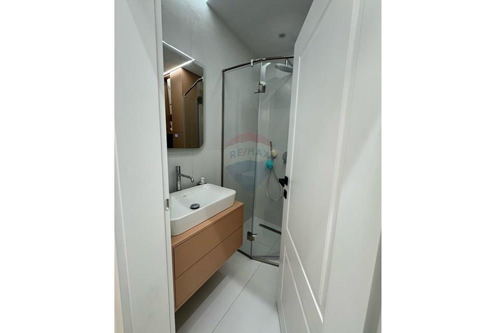 Jepet Apartament 1+1 me qira tek Qendra Concord