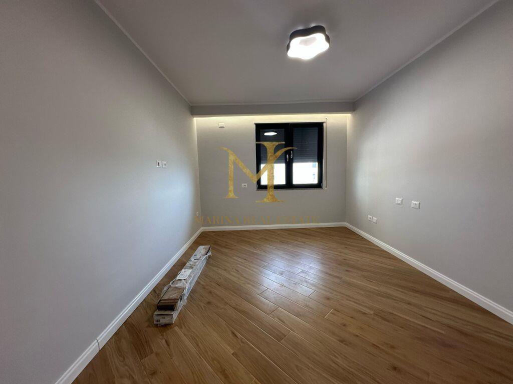 SHITET APARTAMENT 2+1+2 ME PAMJE DETI NE VOLLGA!