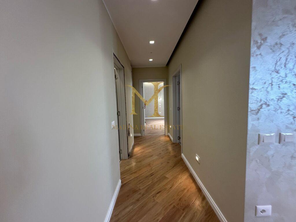 SHITET APARTAMENT 2+1+2 ME PAMJE DETI NE VOLLGA!