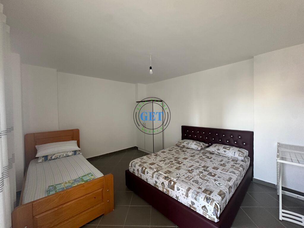 Shitet, Apartament 1+1 me Pamje Deti ,Shkembi i Kavajes, Dur