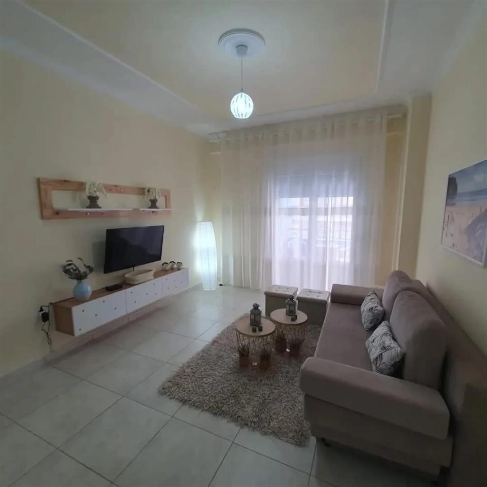 Apartament me qera 1+1 prane Bar Taushani Vlore