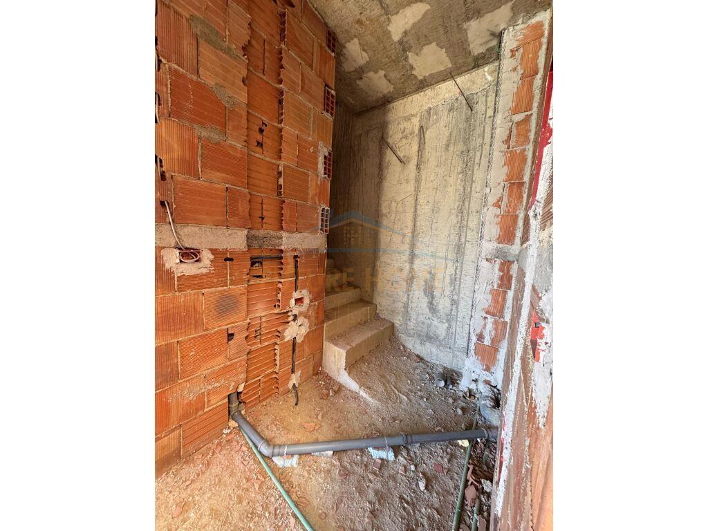 0692268458 Shitet, Vile, Swan Residence, Farke