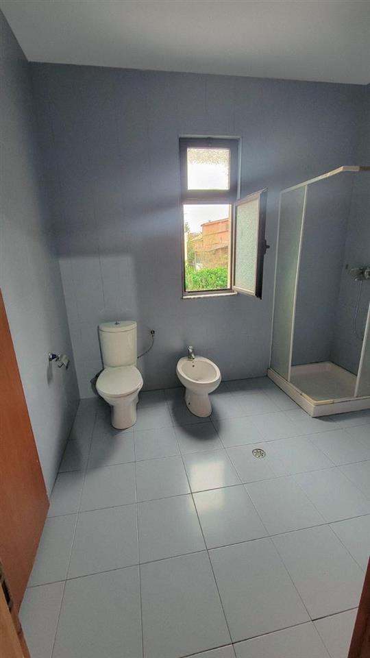 Kati 2 i nje vile jepet me qera