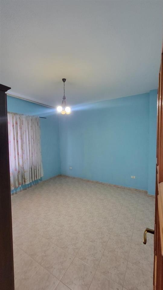 Kati 2 i nje vile jepet me qera