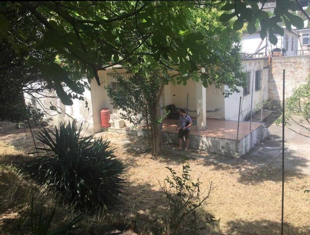 Okazion, super prone, cesma e ferres, ish reparti ushtarak