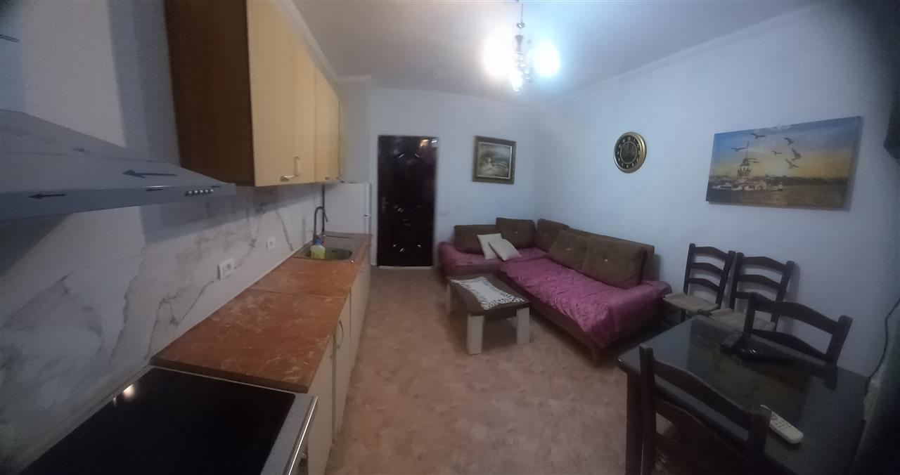 Qera 1+1 tek muzeumi Durres