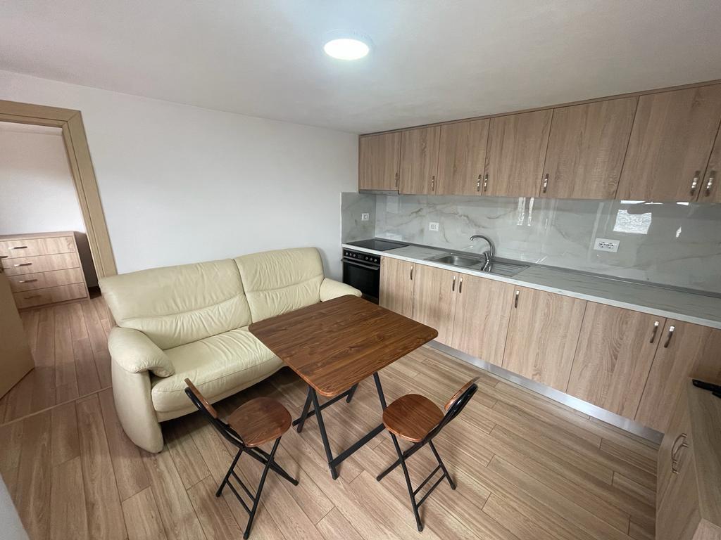 Apartamen 1+1 – Sauk, Tirane