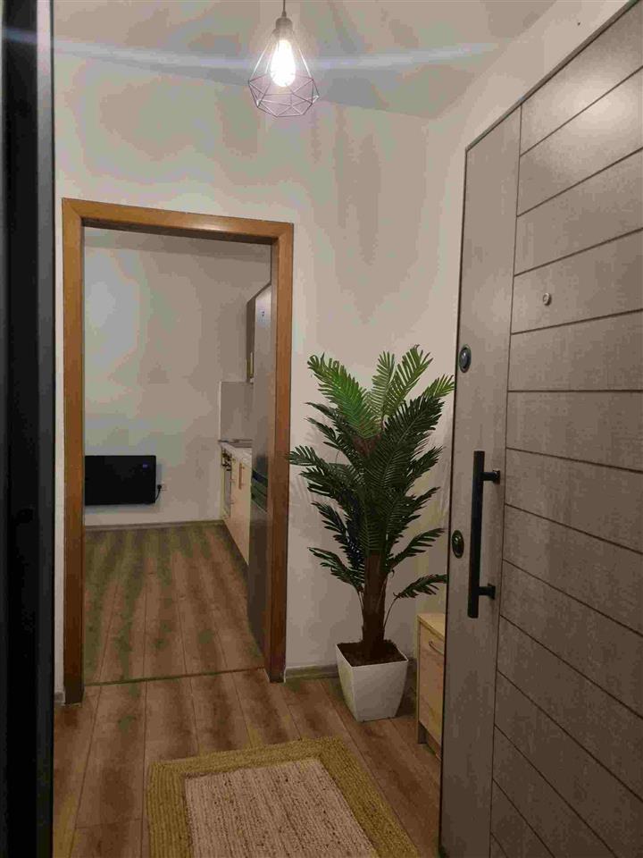 Jepet apartament me qera