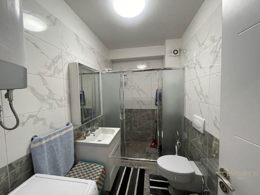 Jepet Me Qira Apartament 2+1 Tek 21 Dhjetori €650 ne muaj