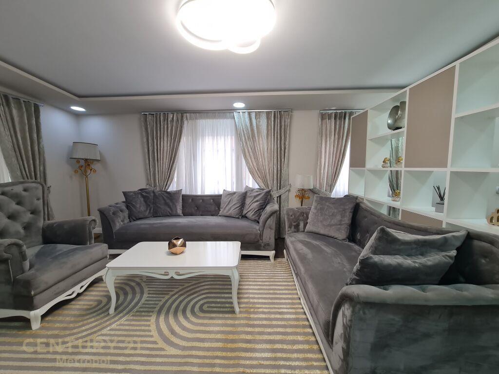 Jepet Me Qira Apartament 3+1+3 Tek Inxhiniera e Ndertimit