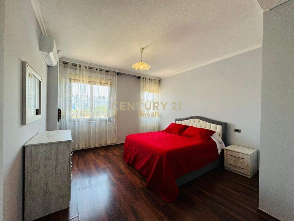Jepet Me Qira Apartament 2+1 Tek Sami Frasheri € 800 ne muaj
