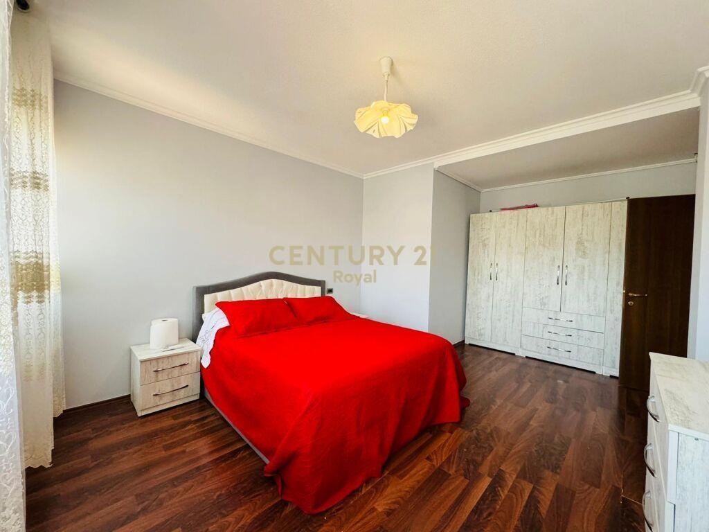 Jepet Me Qira Apartament 2+1 Tek Sami Frasheri € 800 ne muaj