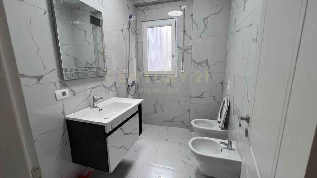Qira Apartament 2+1+1 Kopshti Botanik € 500