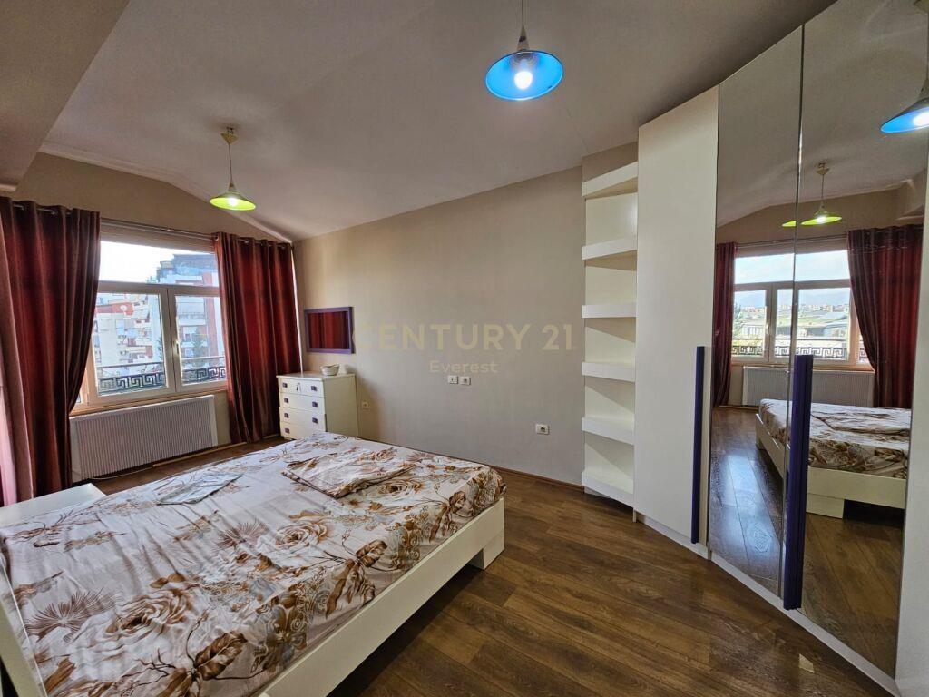 Jepet Me Qira Apartament 4+1+2+2 Parkime Liqeni i Thate
