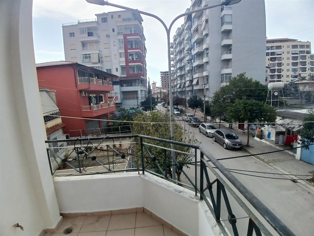 Super Apartament me qera afat gjate te kisha ortodokse