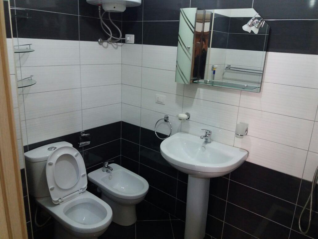 Jepet me qera Ap 1+1 Astir