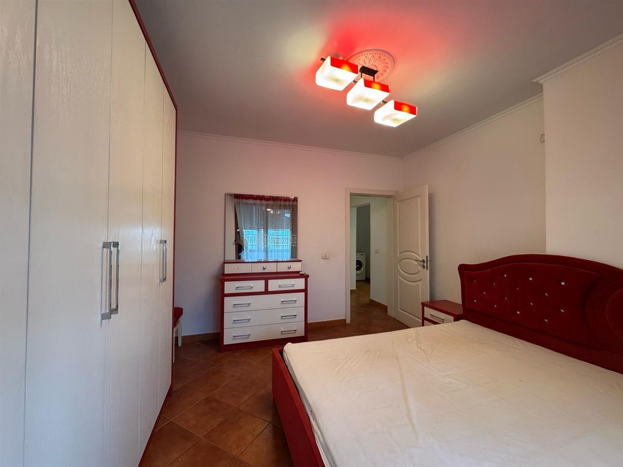 Brryli , Japim me qira Apartament 2+1 !