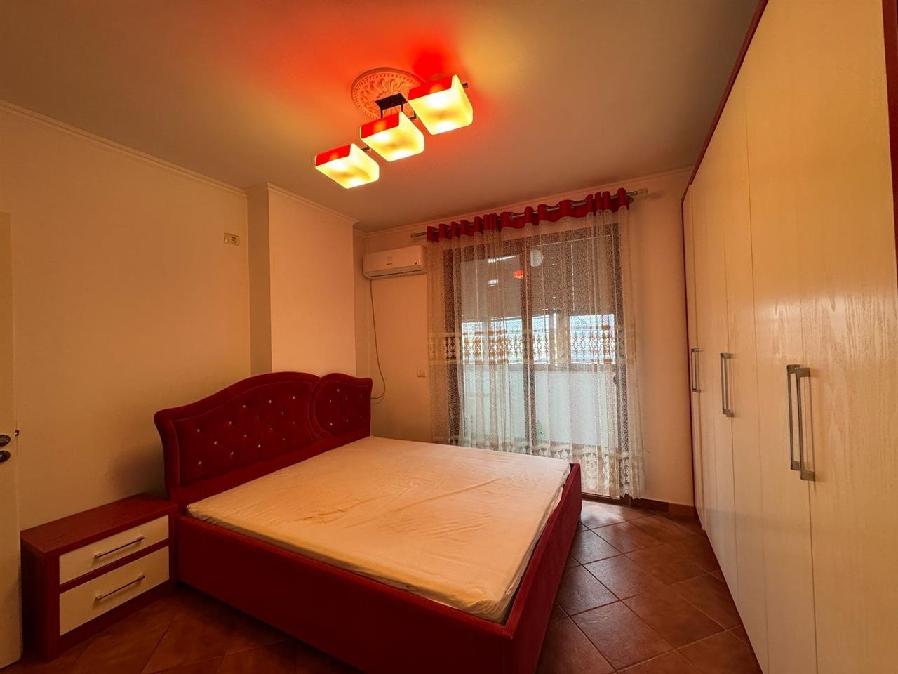 Brryli , Japim me qira Apartament 2+1 !