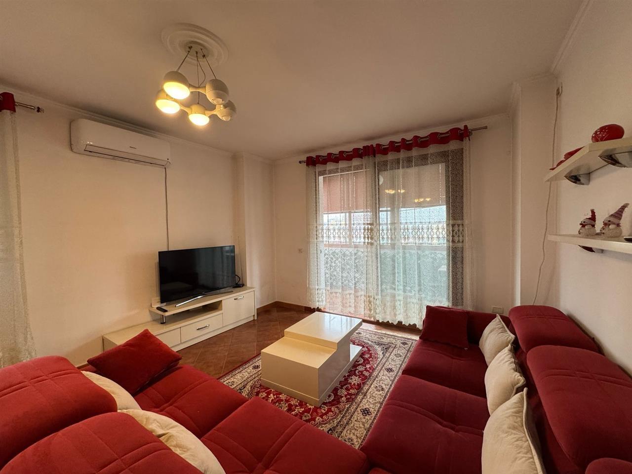 Brryli , Japim me qira Apartament 2+1 !