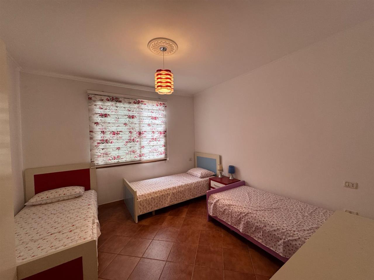 Brryli , Japim me qira Apartament 2+1 !