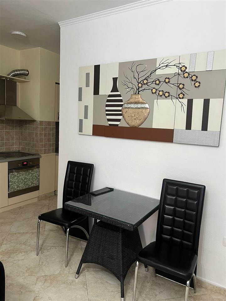 Garsoniere per qira te Rruga e Barrikadave