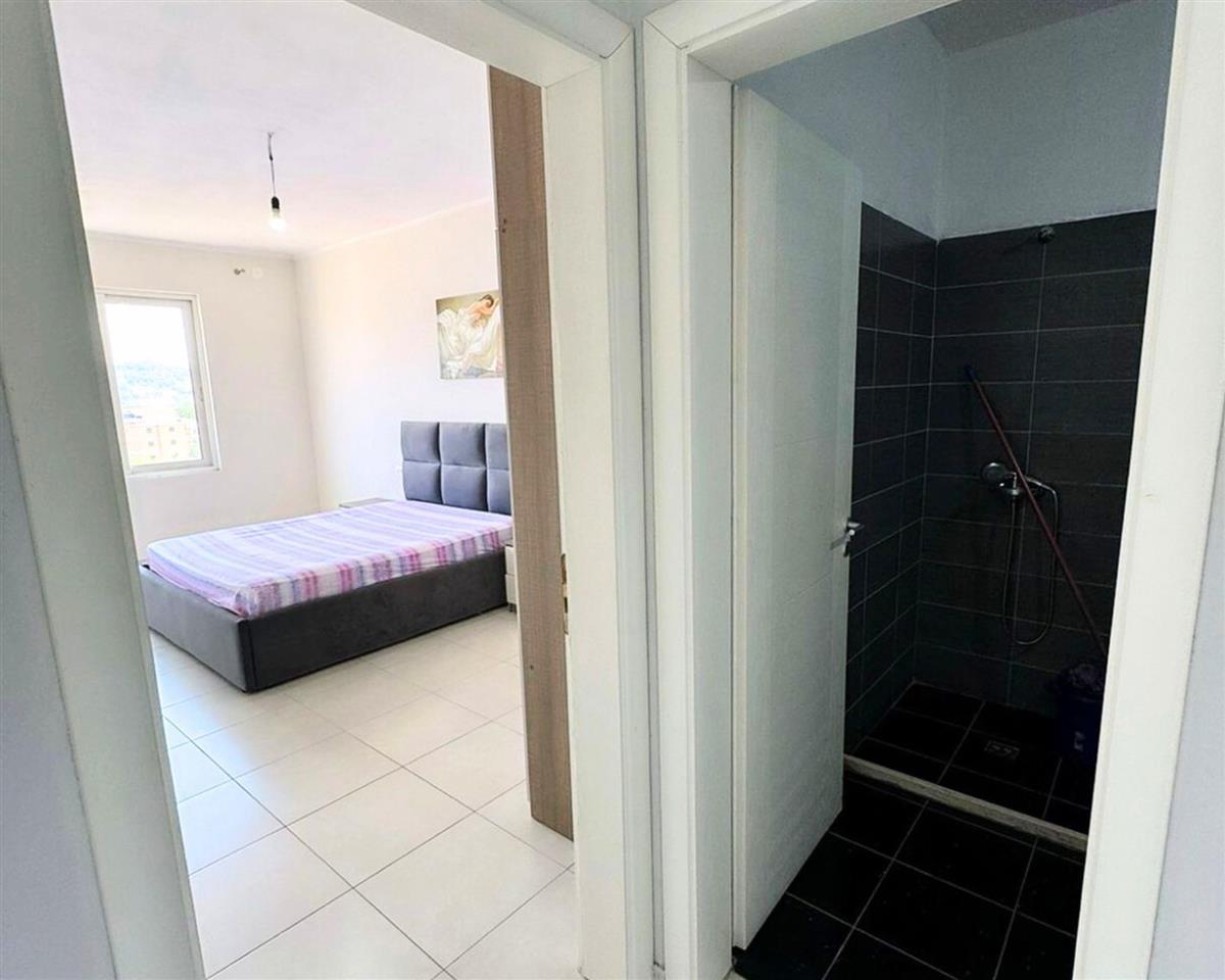 Kavaje, apartament 1+1,pallat I ri,shetitorja”Josif Budo”.