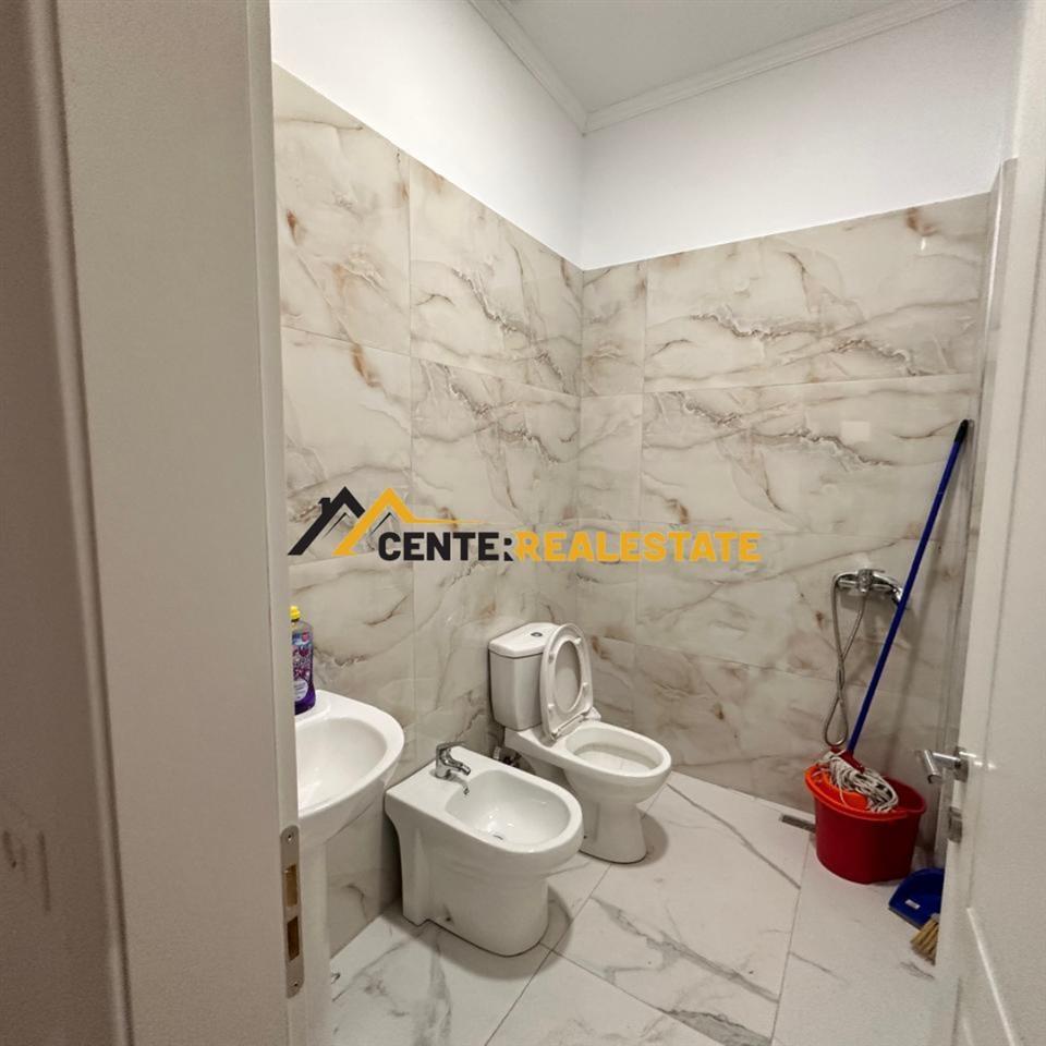 JEPET ME QIRA APARTAMENT 2+1 ,ELBASAN.