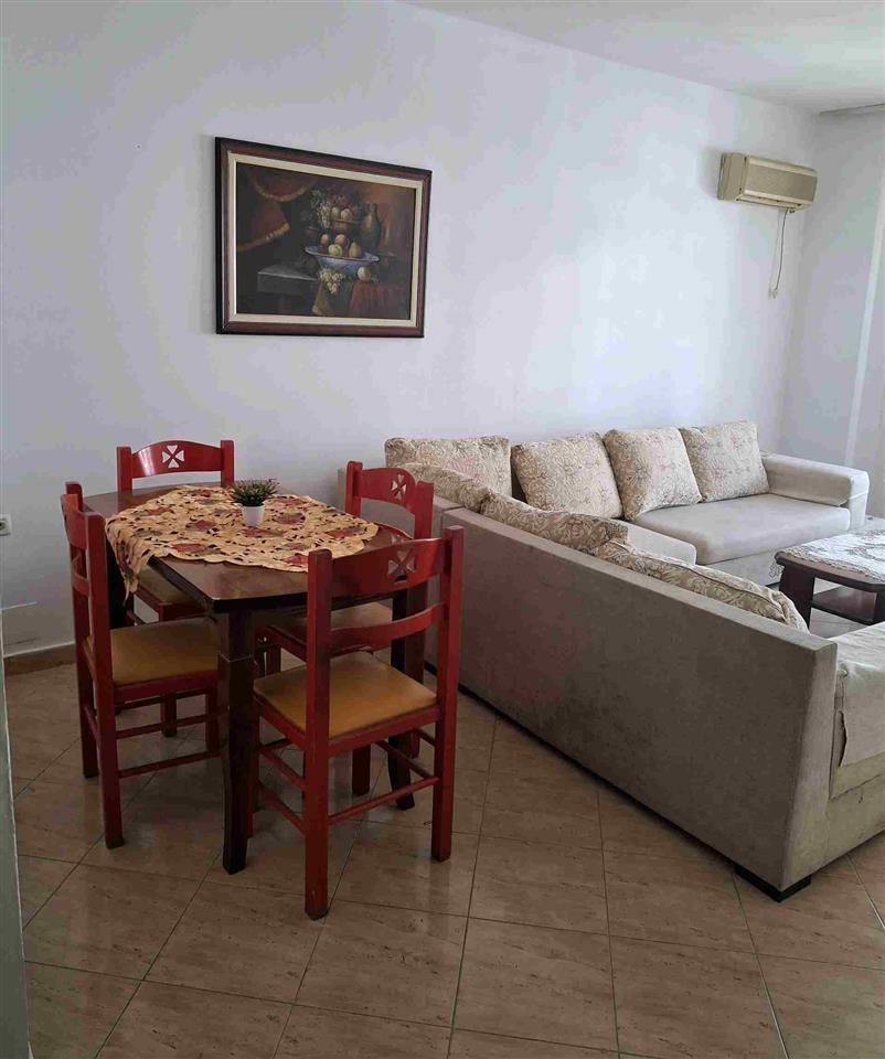 Jepet me Qera Apartament 1+1, Fresk, 78 m2